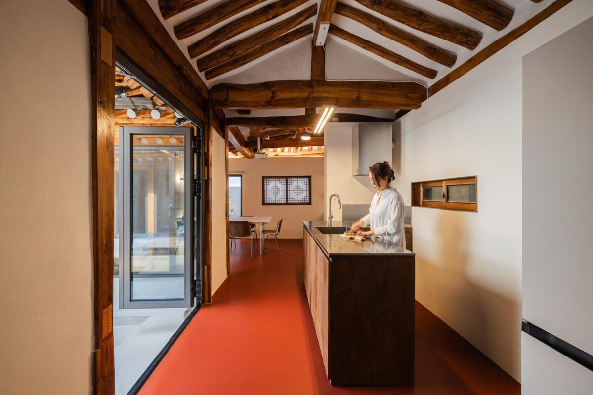 Nabijam Korean Traditional Private House Apartment *