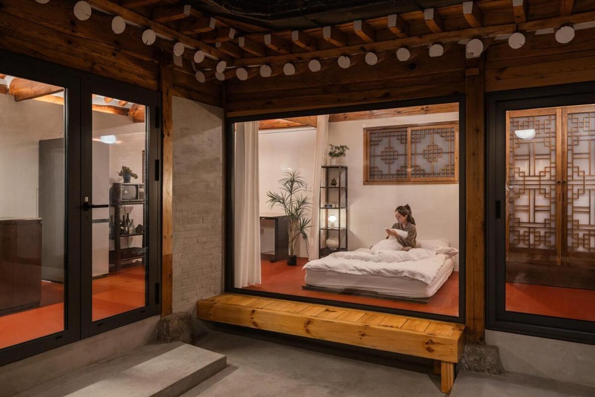 Nabijam Korean Traditional Private House Seoul